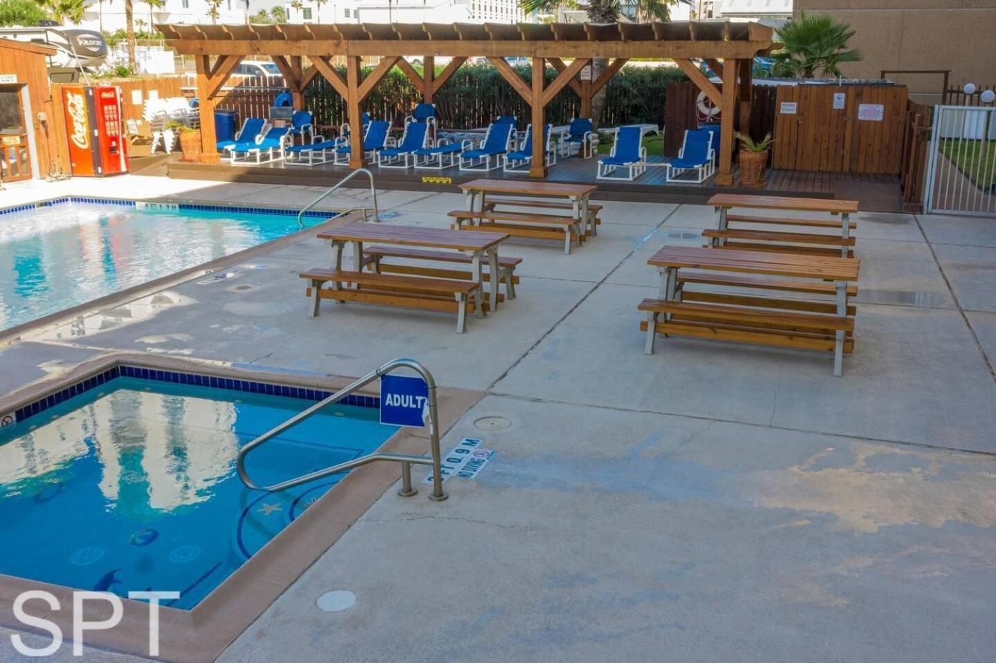 Beach Access Condo With Pool, Hot Tub Area & Bbq - Gulfview I - Unit 213 South Padre Island Dış mekan fotoğraf