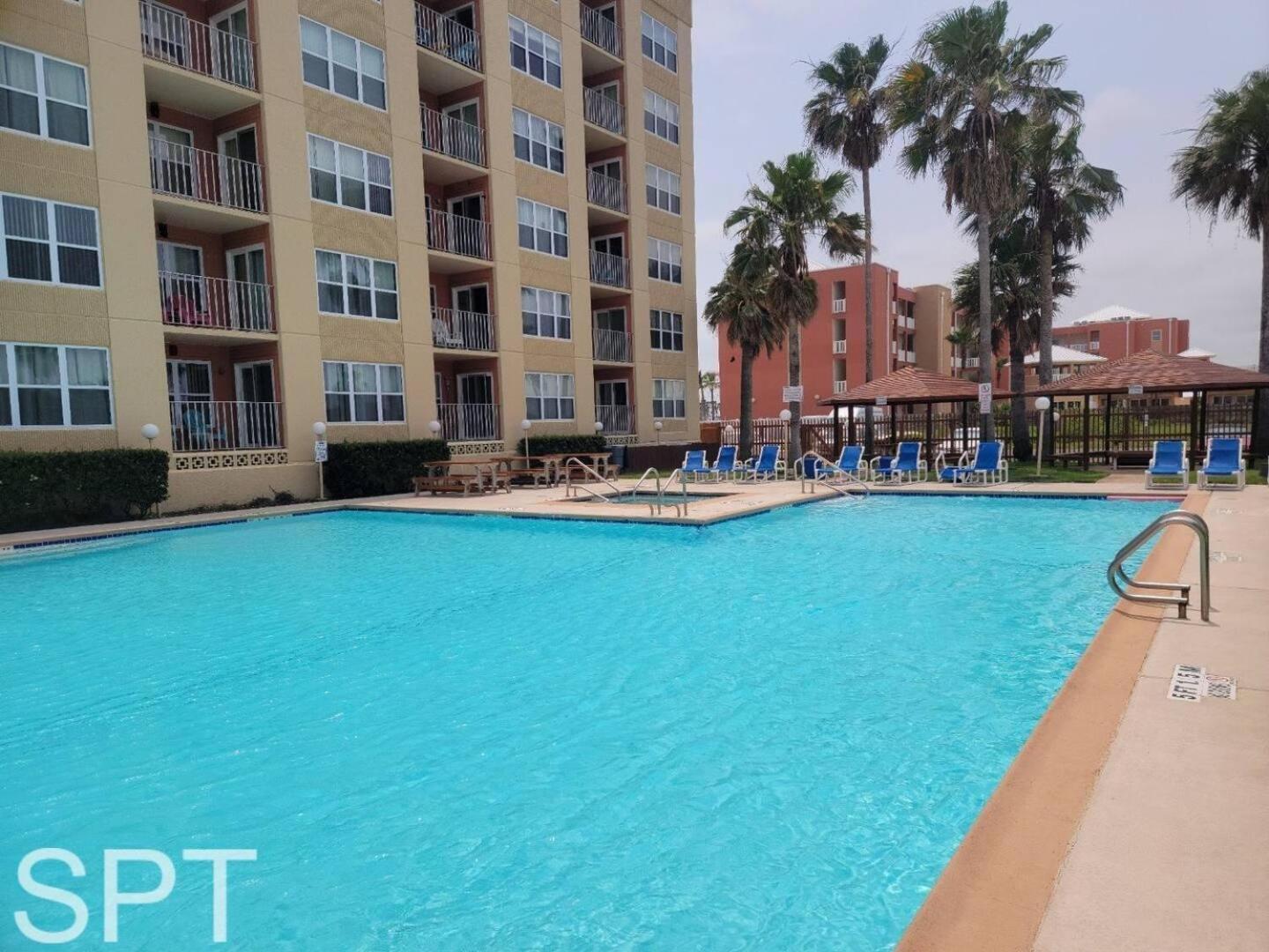 Beach Access Condo With Pool, Hot Tub Area & Bbq - Gulfview I - Unit 213 South Padre Island Dış mekan fotoğraf
