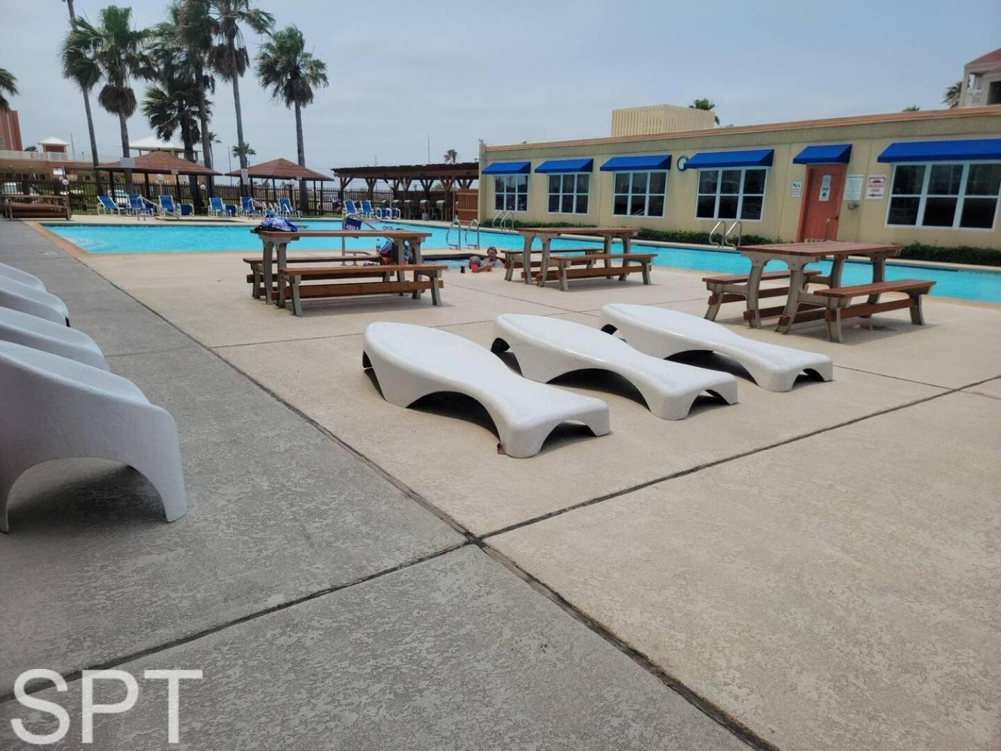 Beach Access Condo With Pool, Hot Tub Area & Bbq - Gulfview I - Unit 213 South Padre Island Dış mekan fotoğraf